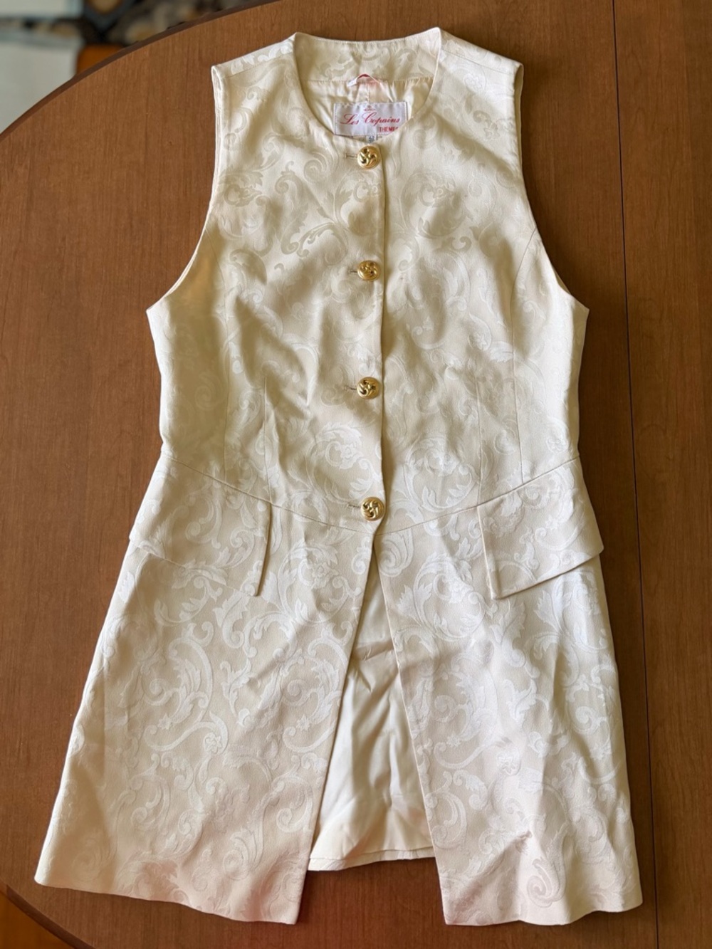 Les Copains Cream Brocade Sleeveless Vest with Gold Button
